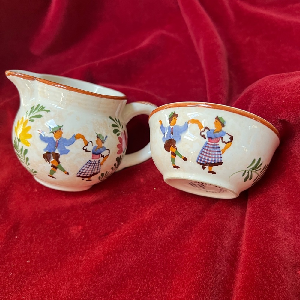 2 Pieces Vintage Alpine Peasant Ware. Handpainted.